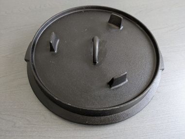 Deckel und Pfanne für Dutch Oven