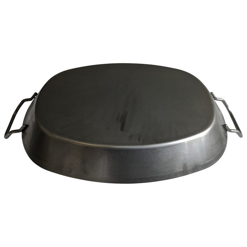 Ovale Eisenpfanne