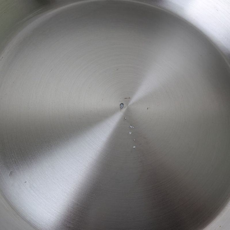 Pfanne 28 cm aus Eisen mit Stiel - 2.Wahl